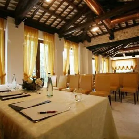 99 Cannelle Hotel 3*