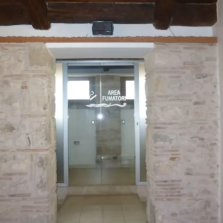 99 Cannelle Hotel LʼAquila