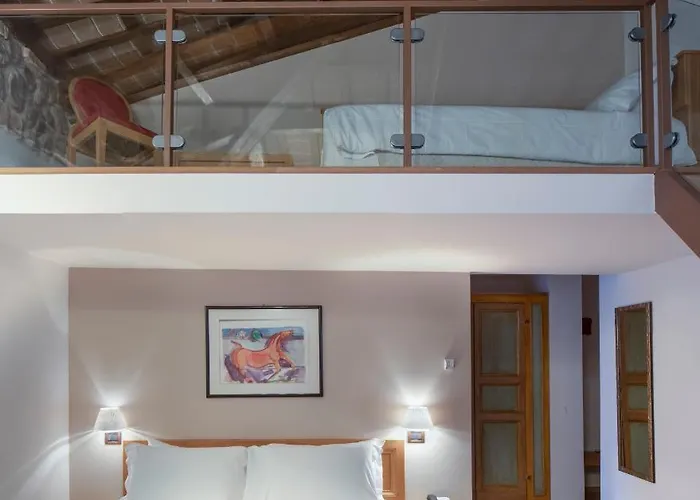 99 Cannelle 3* LʼAquila