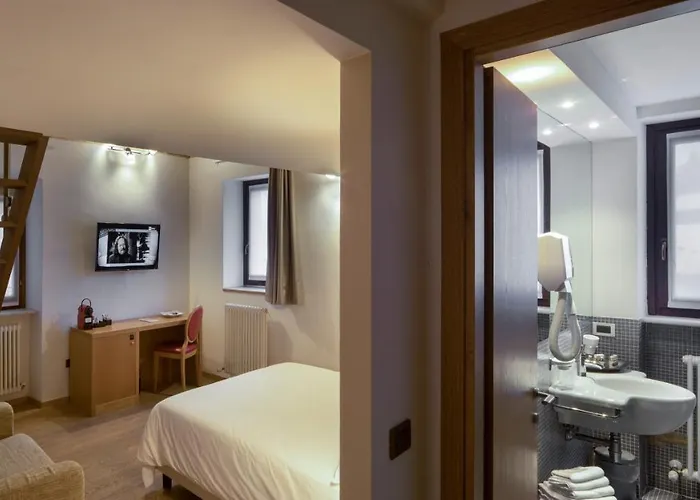 Hotel 99 Cannelle LʼAquila