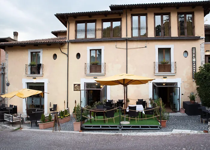 Hotel 99 Cannelle LʼAquila